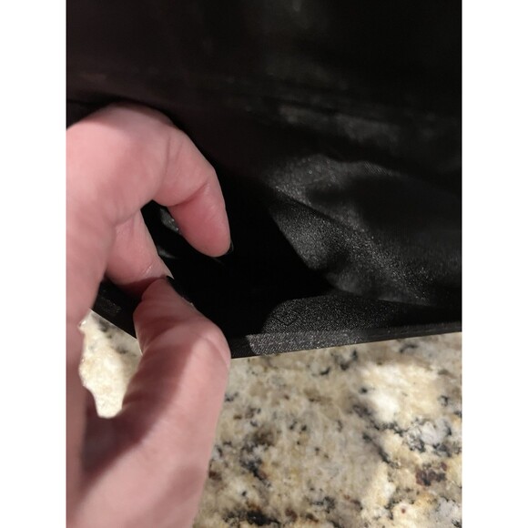 Vera Bradley Turnlock Wallet in Blanco Bouquet Zipper EUC - Picture 6 of 12